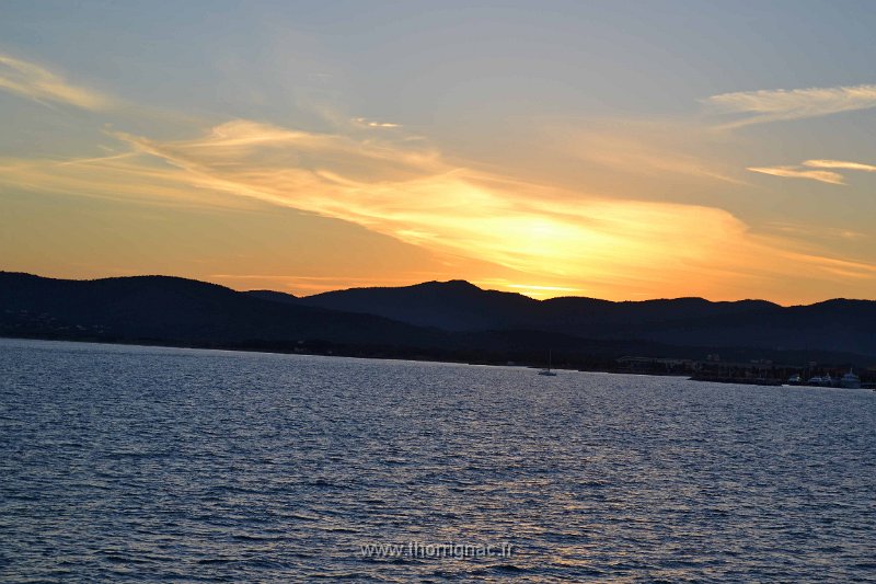 DSC 0295.JPG - Prise de vue depuis Saint-Raphaël - 02 novembre 2012 - 17H19